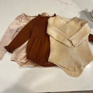 3 long sleeve rompers